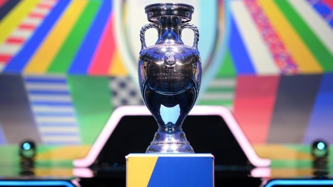 euro-trophy-1718172169.jpg